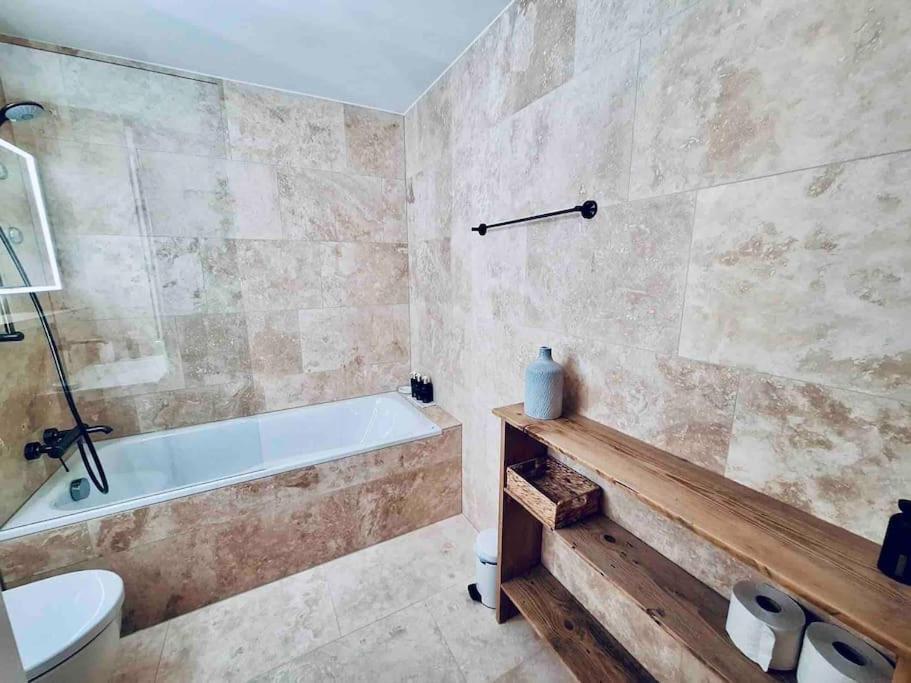 Modern Laax Apt, Swimming Pools, Wellness & Tennis 외부 사진